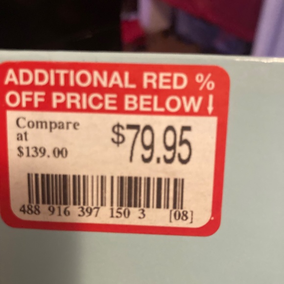 8.5 Almost new. Betsey Johnson Pump. Gold sparkle / baby blue bottoms - Picture 6 of 6